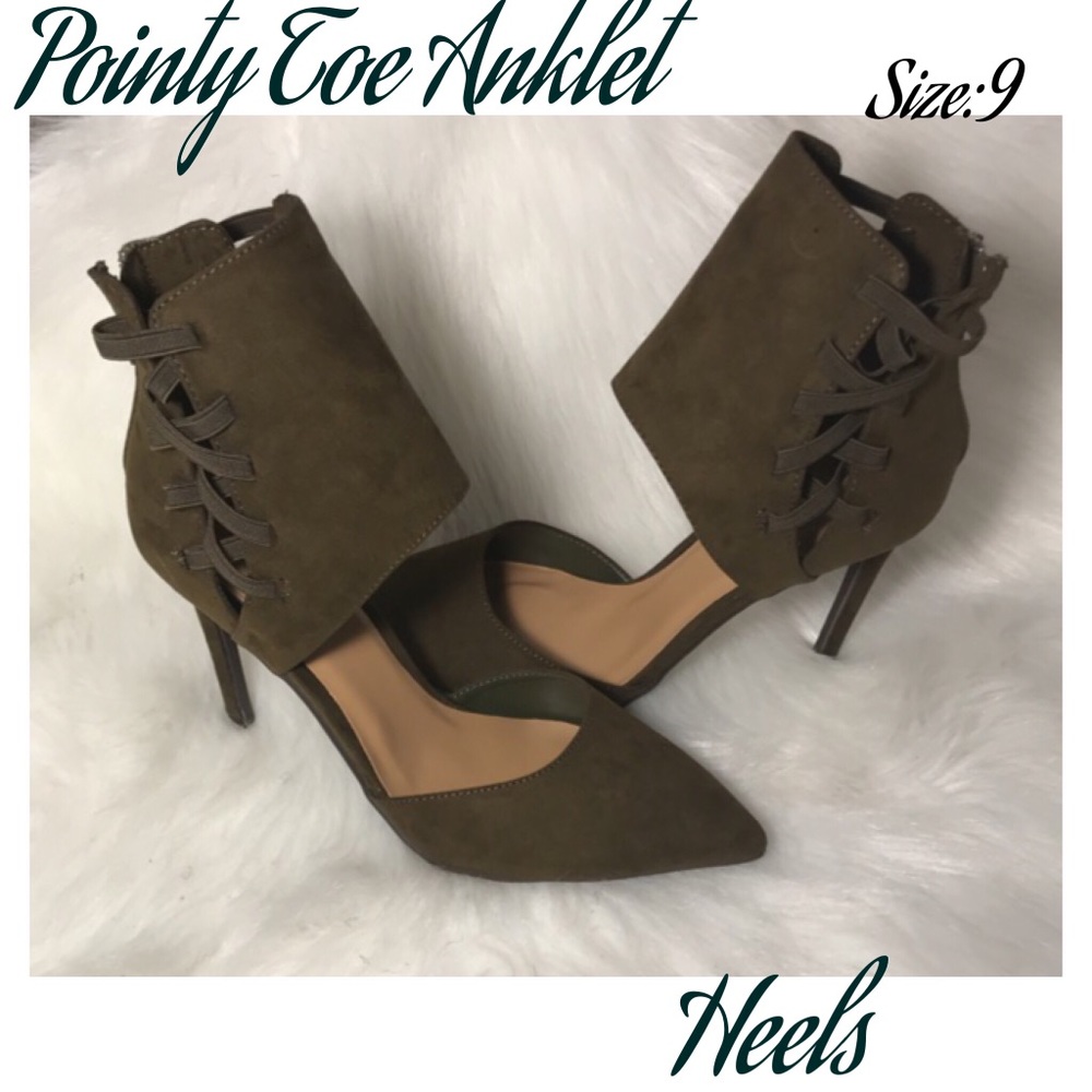 Pointy Toe Anklet Heels size 9
